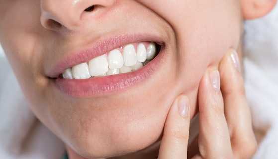 signs and symptoms of impacted tooth