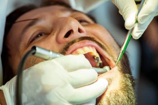 Teeth Whitening Dentist 